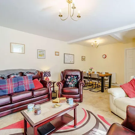 3 Bed In 59384 *